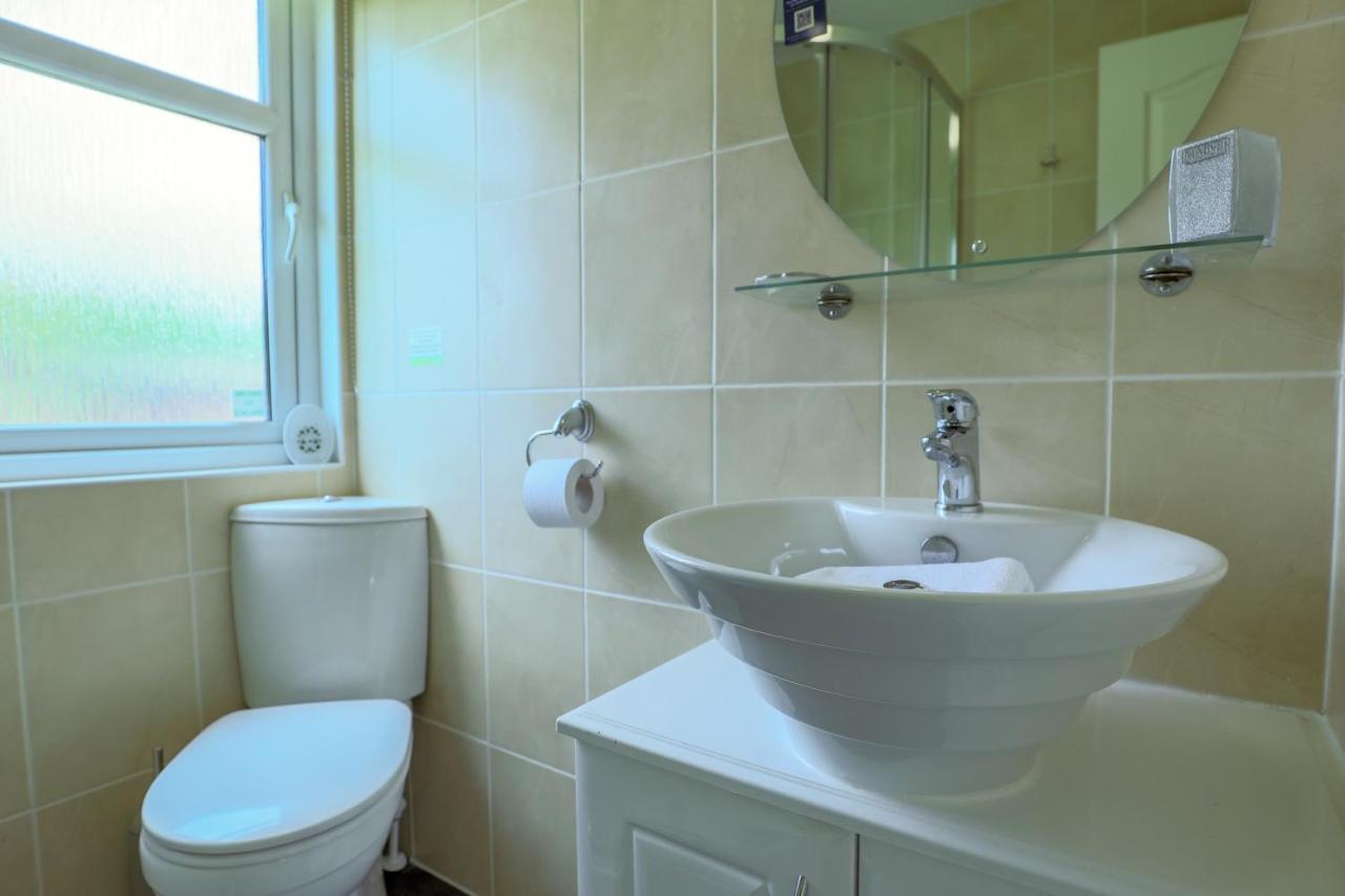 Conkers Lodge For 6 With Hot Tub & Secluded Decking - Spa Resort In Devon Chudleigh 外观 照片