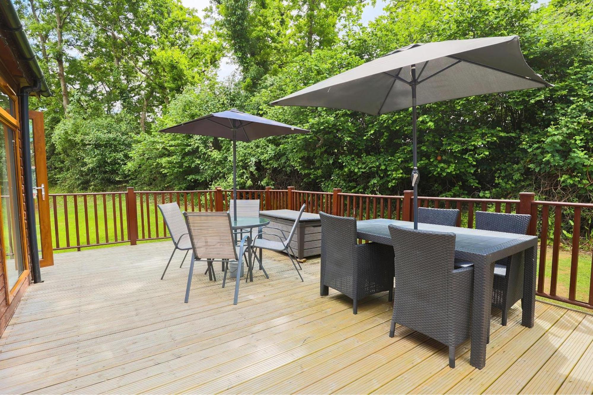 Conkers Lodge For 6 With Hot Tub & Secluded Decking - Spa Resort In Devon Chudleigh 外观 照片